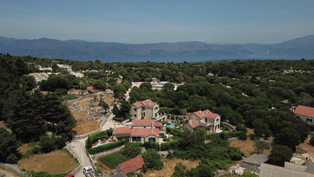 Villa Demi Pucisca Esterno foto